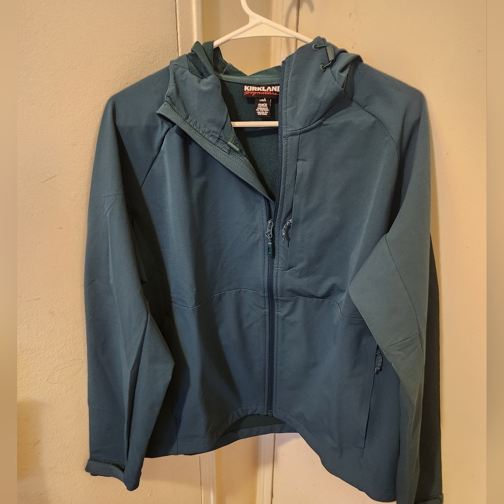 Kirkland Signature Ladies light jacket